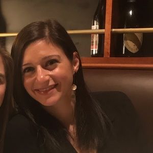 Meet your Posher, Jacqueline